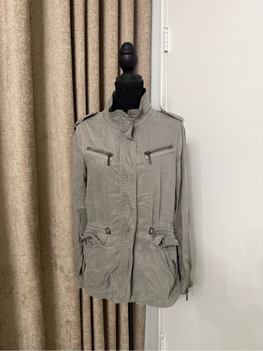 Max Jeans Light Gray Utility Jacket with Zip Pockets